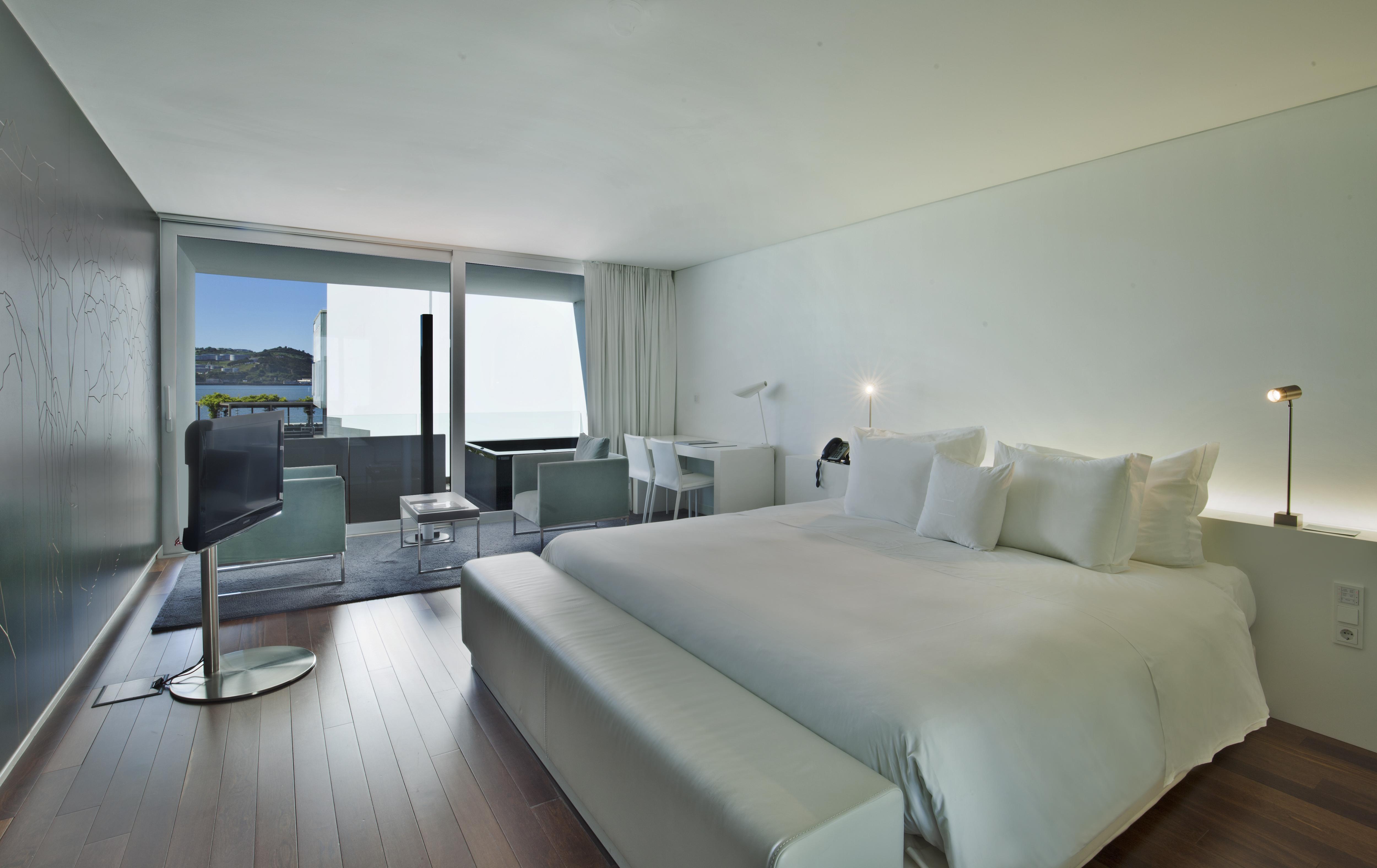 Altis Belem Hotel & Spa, A Member Of Design Hotels ลิสบอน ภายนอก รูปภาพ